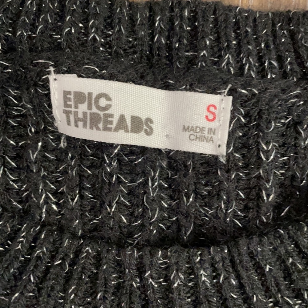 Epic Threads sweater - Picture 2 of 5